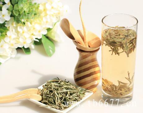 白牡丹茶属于白茶,喝白茶的功效与作用