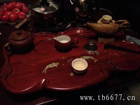 福鼎白茶的保存技巧