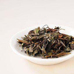 老白茶用紫砂还是盖碗