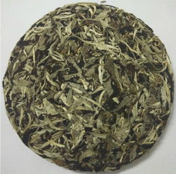 紫砂壶泡红茶和老白茶