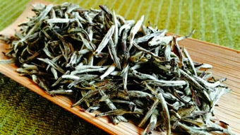
春白茶那么嫩，能用沸水泡吗？
