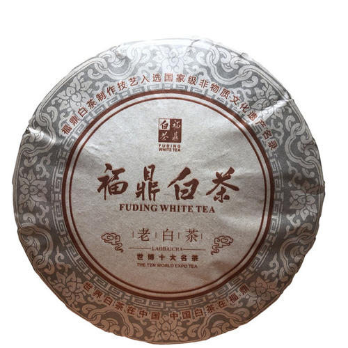 
泡白茶处处皆学问，沥干茶汤重要吗？很多茶友都吃到了“苦头”
